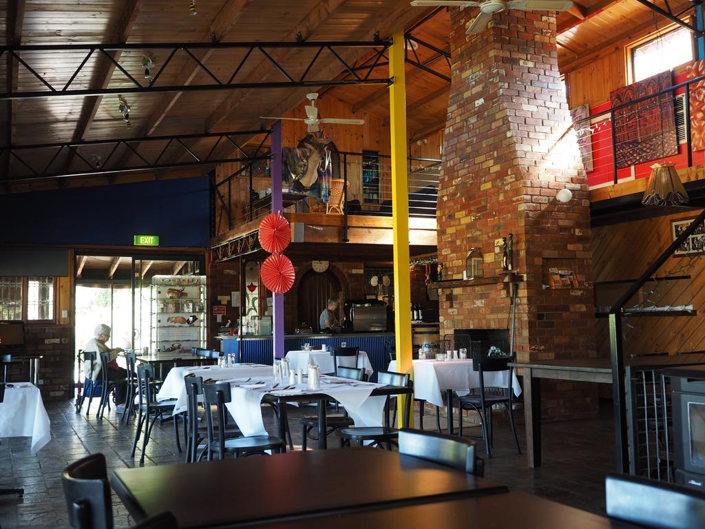 Moonbeam Cottages & Rainbow Cafe Moonambel 외부 사진