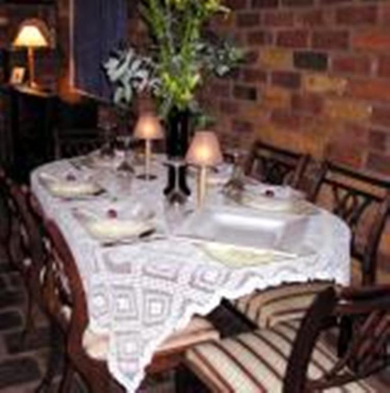 Moonbeam Cottages & Rainbow Cafe Moonambel 외부 사진